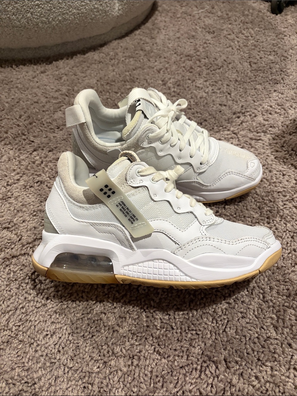 White Nike Sneakers - Jumpman